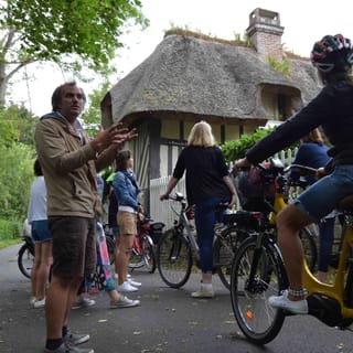 Dives-sur-Mer: Guided Bike Tour of Dives-sur-Mer and Cabourg