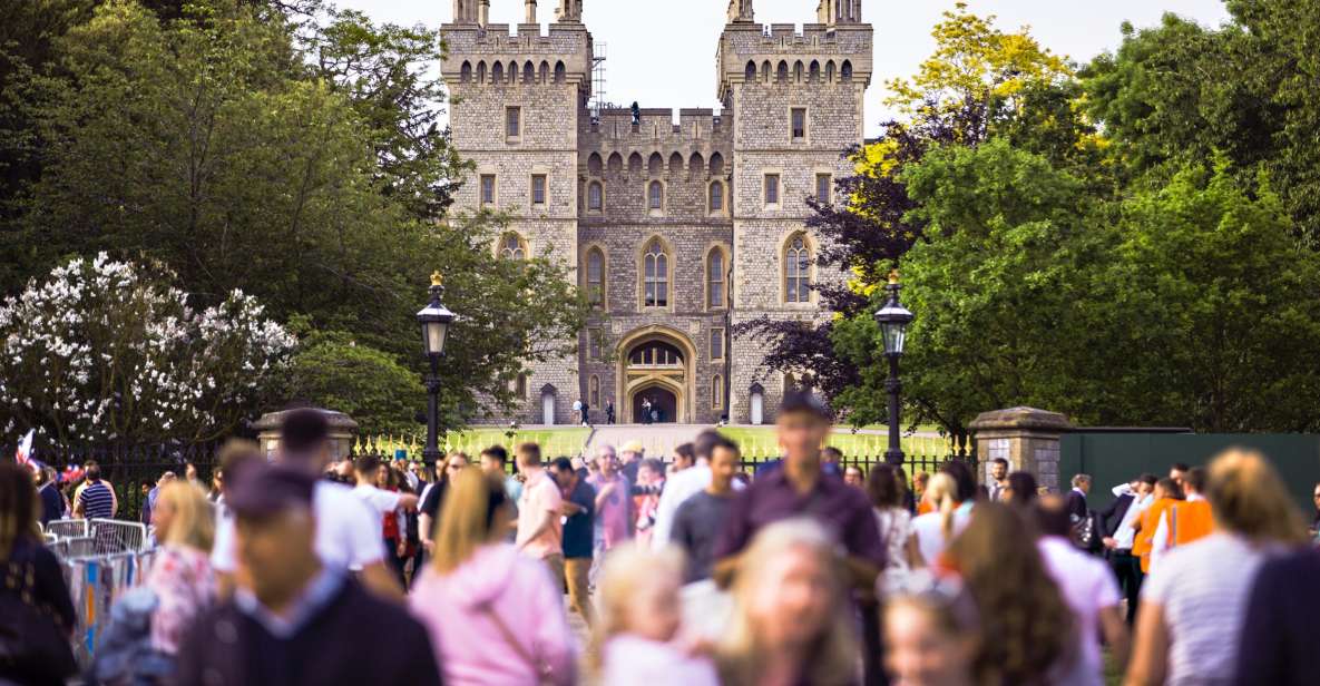 From London: Half-Day Trip to Windsor with Castle Tickets 