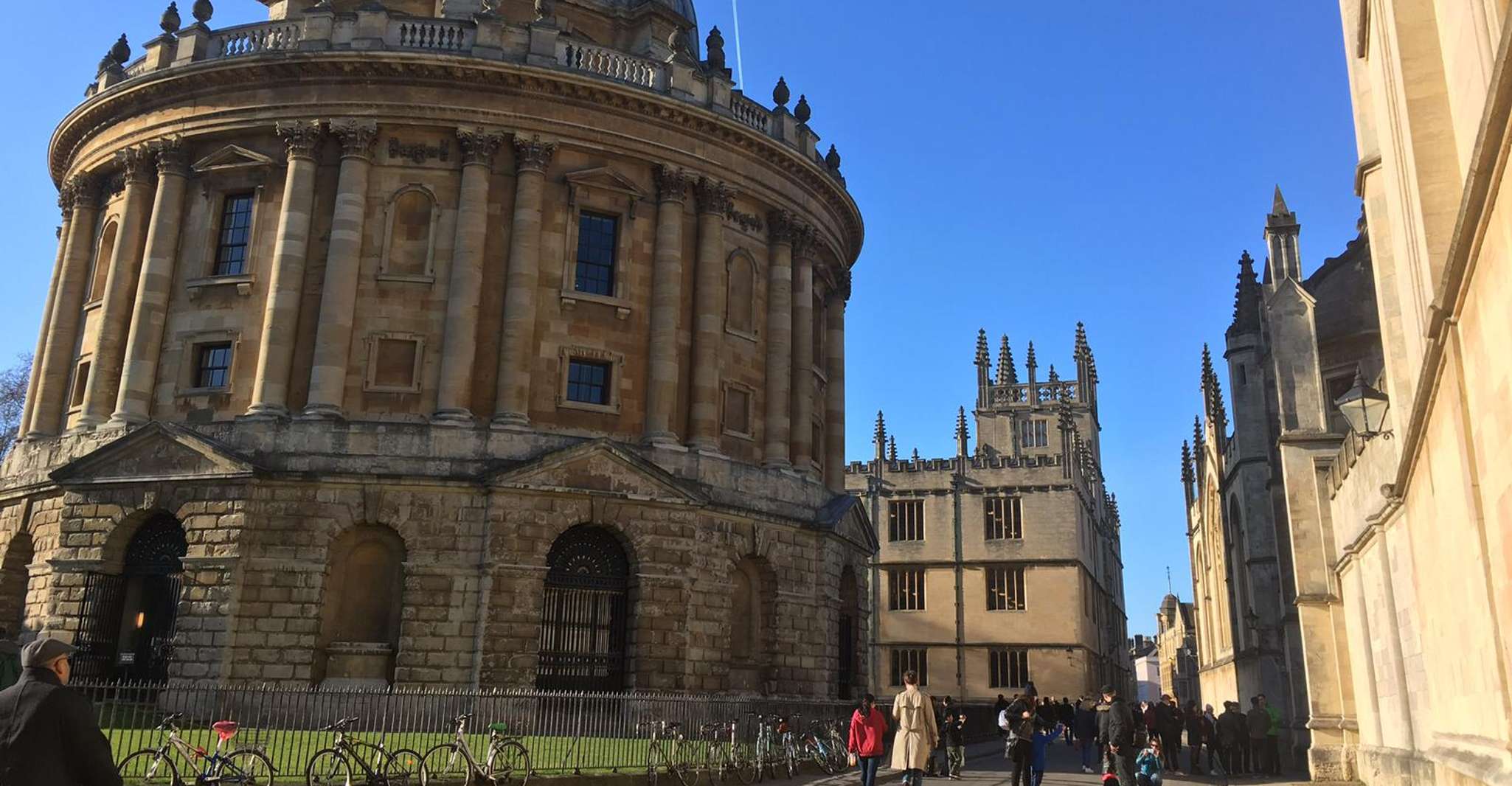 From London, Full-Day Tour to Oxford and Cambridge - Housity