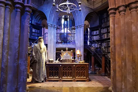 London: Harry Potter Studios & Tour of Film Locations