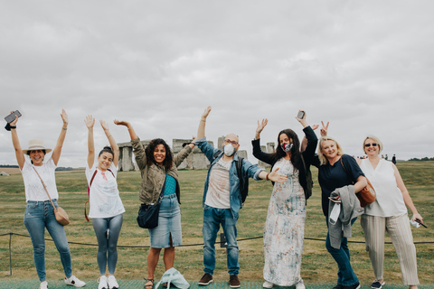 Ab London: Tagestour Stonehenge und BathTour mit Eintrittskarte für die Römischen Bäder