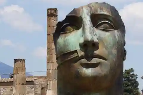 Von Neapel aus: Ganztagestour nach Pompeji, Sorrent und Positano