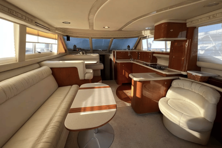 Privat yachtkryssning, Biscayne Bay, Miami Beach. 52 fot