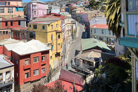 La magica Valparaíso: colori, porti e sapori della costaLa magia di Valparaíso: colori, porti e sapori della costa
