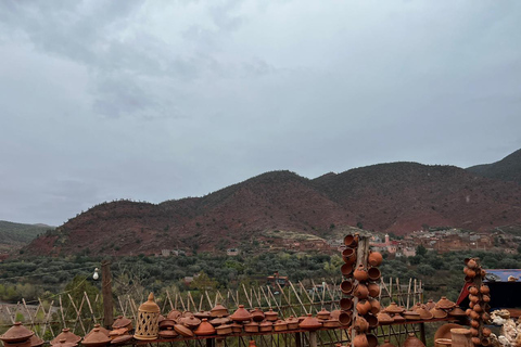 De Marrakech: Excursão às montanhas do Atlas e ao vale de Ourika