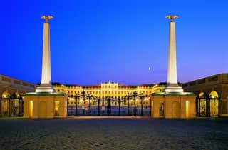 Wien: Schloss Schönbrunn Abendtour, Abendessen und Konzert
