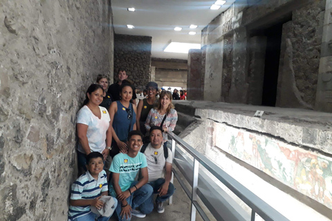 Teotihuacan &amp; Basiliek van Guadalupe: privétour met lunch