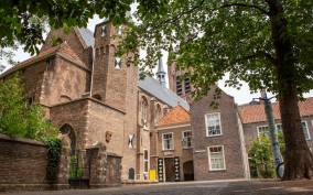 Delft: Museum Prinsenhof Entrance Ticket and Audio Guide