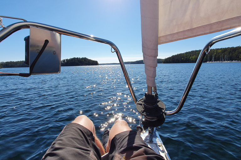 Stockholm: Archipelago Sailing Tour with Lunch & Island Tour