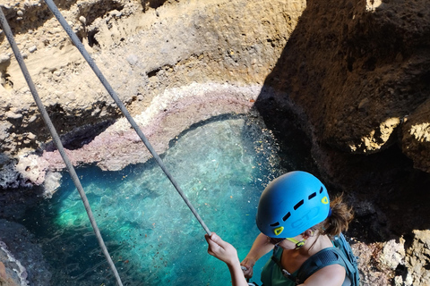 La Ciotat: 3-Hour Trou Souffleur Rock Climbing Adventure