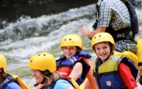 Pigeon Forge: Family-Friendly Floating Tour at the Smokies