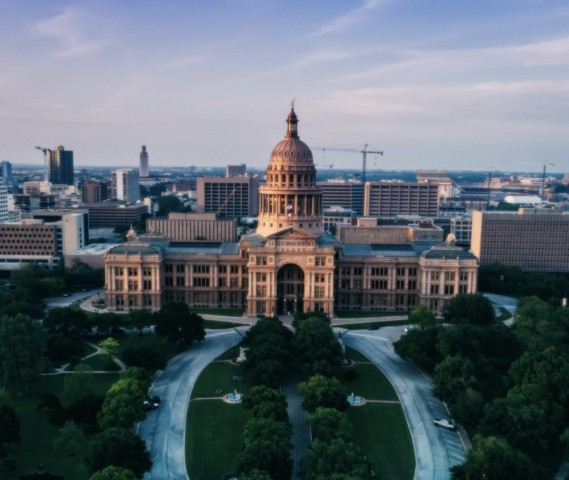 Visit Austin Highlights Tour with Texas Capitol and Food Stop in Austin, Texas