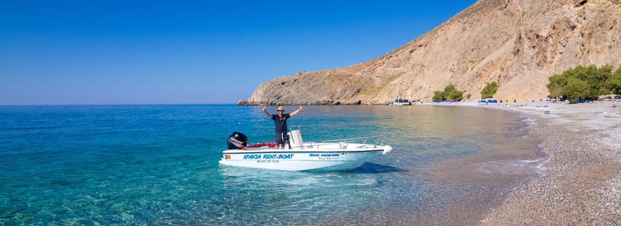 De Hora Sfakion : Location d'un bateau privé pour une croisière d'une journée