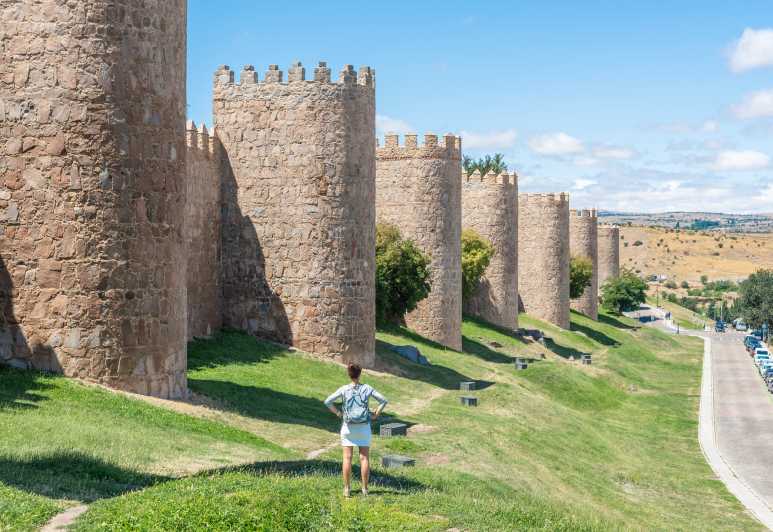 Desde Madrid: excursión de un día a Ávila y Salamanca con tour guiado