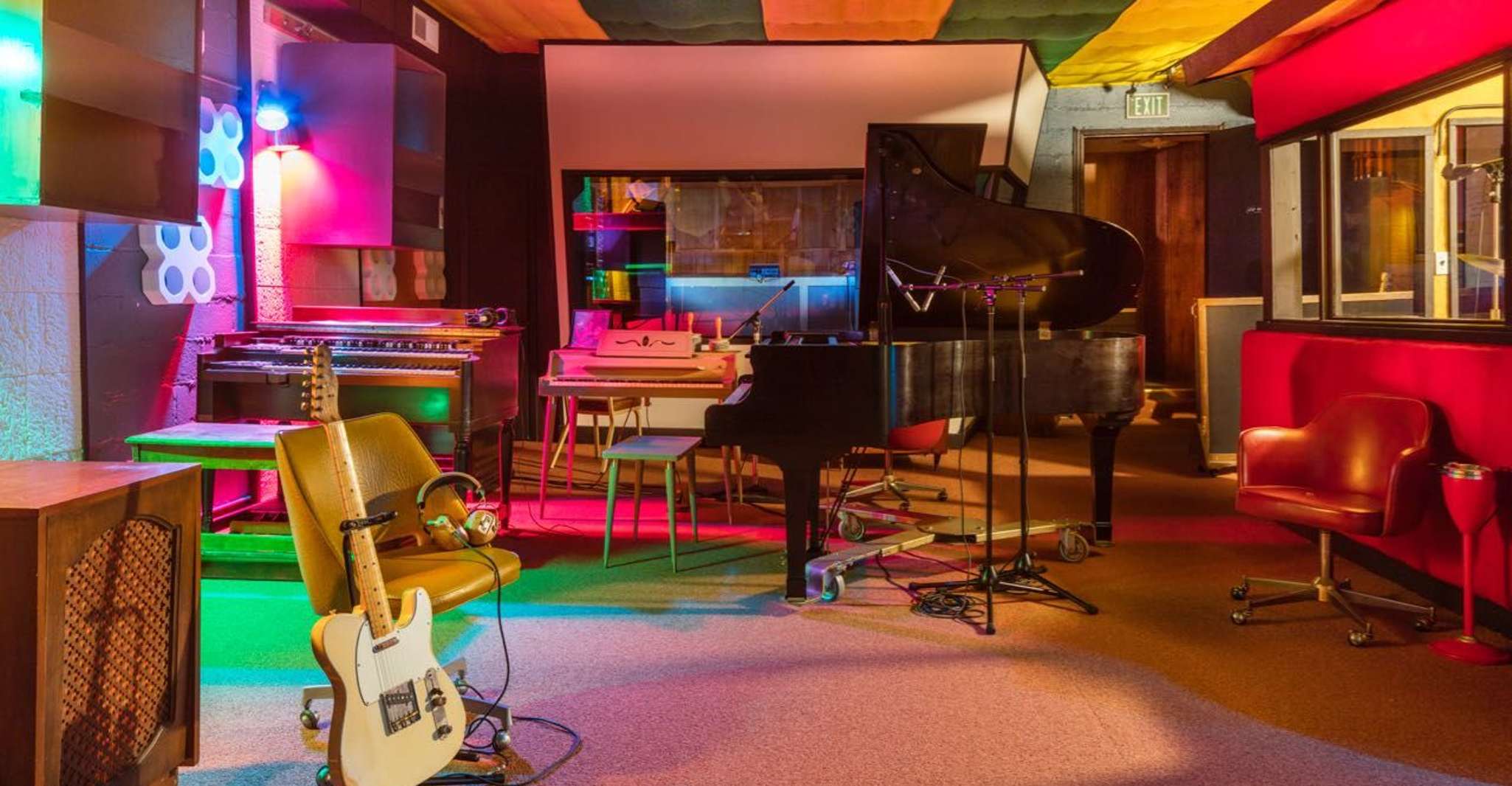 Sheffield, Muscle Shoals Sound Studio Guided Tour - Housity