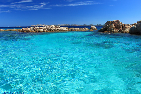 From Palau: La Maddalena Archipelago 4 Stops Boat Tour From Palau: La Maddalena Archipelago Full-Day Boat Tour