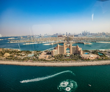 Dubai: Sightseeing Helicopter Ride from The Palm
