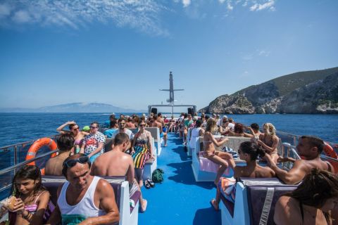 Zakynthos: Boat Cruise to Navagio with Swim Stops