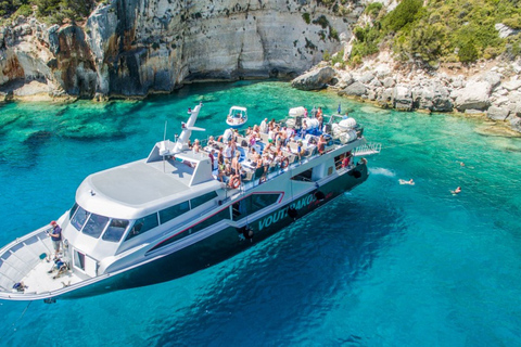 Zante: Crucero en barco a Navagio con paradas para nadar