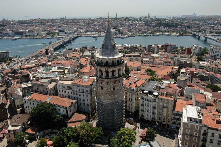 Tour di Istanbul con il TRAM - Risparmia tempo nel traffico intensoIstanbul: piccolo gruppo con TRAM