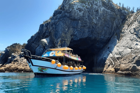 Arraial do Cabo: Sightseeing Schooner Cruise