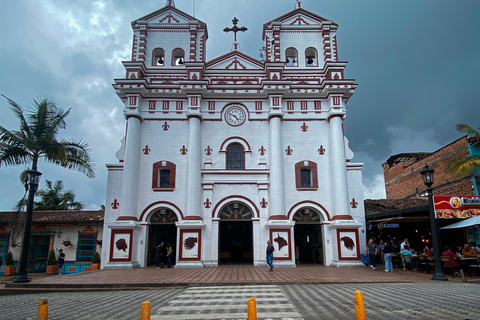 瓜塔佩豪华之旅，豪华游船和从麦德林出发的免费交通