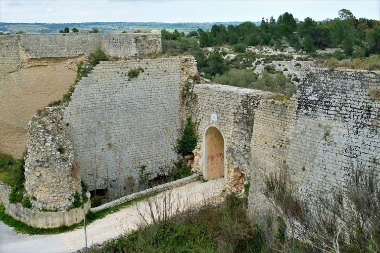 From Catania: Ancient City of Noto and Carosello Cave