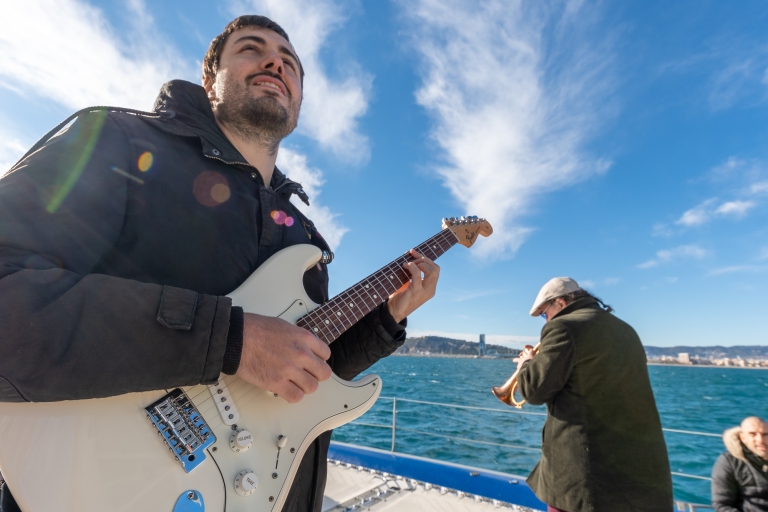 Barcelona: crucero en catamarán con música jazz en directo