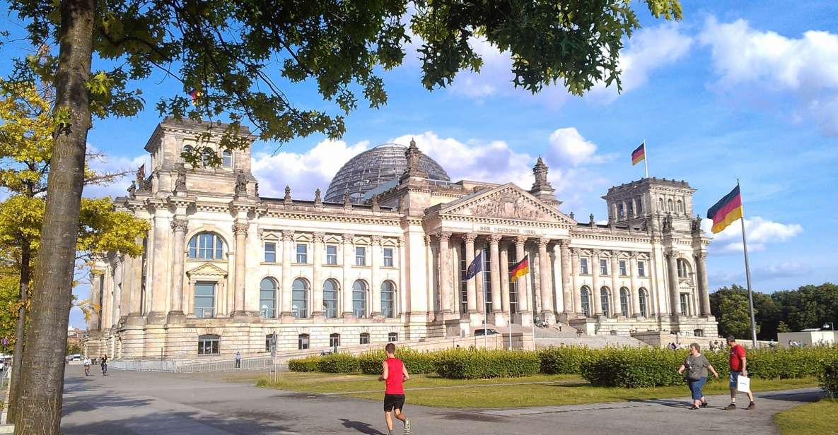 Berlino: quartiere governativo, cancelleria e Reichstag