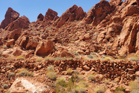 From Las Vegas: Valley of Fire Small Group Tour From Las Vegas: Semi-Private Valley of Fire Guided Tour