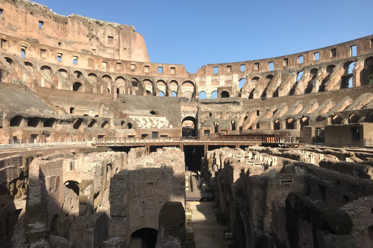 Rzym: autobus Hop-On Hop-Off, Forum Romanum i zwiedzanie Koloseum24-godzinny otwarty autobus + 11:30 wycieczka z przewodnikiem po Koloseum w języku angielskim