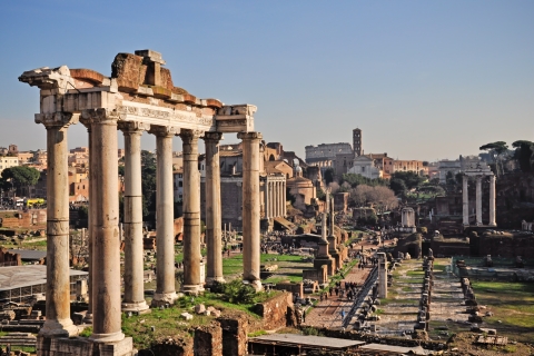 Rzym: autobus Hop-On Hop-Off, Forum Romanum i zwiedzanie Koloseum48-godzinny otwarty autobus + 15:00 zwiedzanie Koloseum z przewodnikiem w języku angielskim