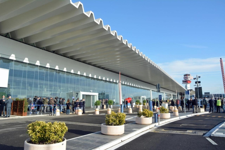 Civitavecchia : transfert en navette vers l'aéroport de Rome Fiumicino