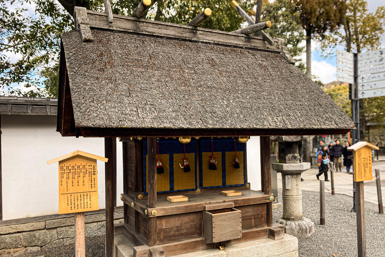 Kyoto: Fushimi Inari Night Walking Tour with Guide Kyoto: Mystical Fushimi Inari Night Walk with Pro Guide