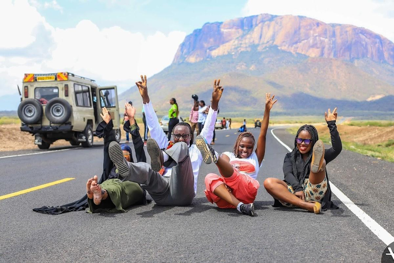 Chalbi Desert Expedition: Lakes, Oases & Northern Safari.