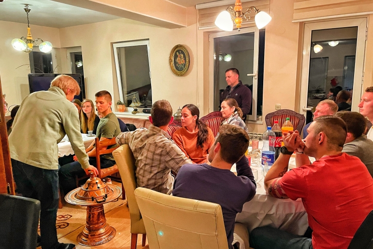 Sarajevo: Traditional Bosnian Dinner with Host Family