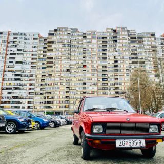 Zagreb: Private Socialist City Tour in Classic Yugo Car