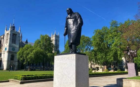 London: Churchill War Rooms & WW2 Westminster Private Tour