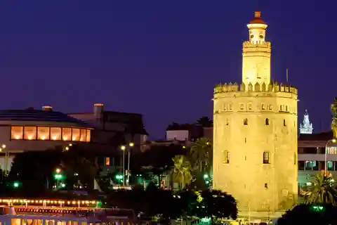 Sevilla: Privat E-Bike City Highlights Tour