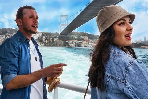 Istambul: Cruzeiro no Bósforo e no Corno de Ouro durante o dia ou ao pôr do sol