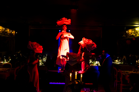 Venecia: espectáculo de cabaret con cena