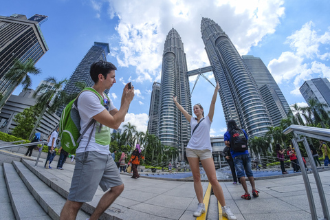 Kuala Lumpur Internationale Luchthaven 2-Weg TransferVervoer van en naar de internationale luchthaven van Kuala Lumpur