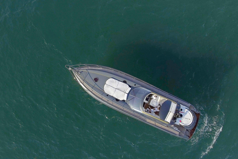 Vilamoura: Custom Private Yacht Cruise with Drinks & Bites Full-Day Cruise