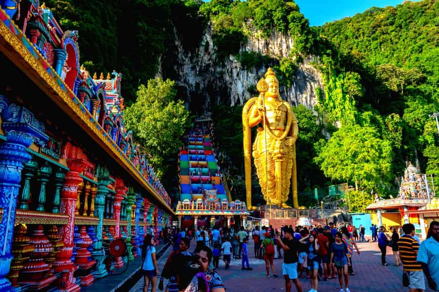 Von Kuala Lumpur aus: Batu Caves Cultural Temple Tour. Foto: GetYourGuide
