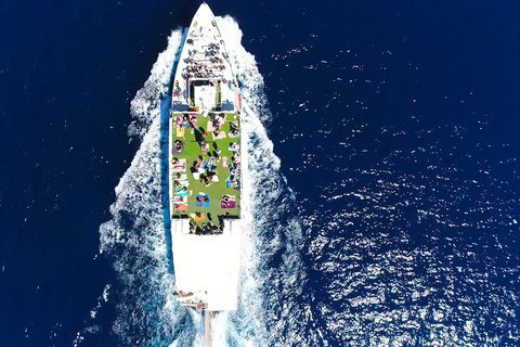 Valletta: Malta Fireworks Festival Cruise Malta International Fireworks Festival: St Paul's Bay