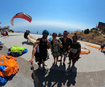 From Fethiye: Oludeniz Paragliding Trip with Transfer