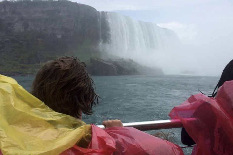Von Toronto aus: Geführter Tagesausflug zu den Niagarafällen