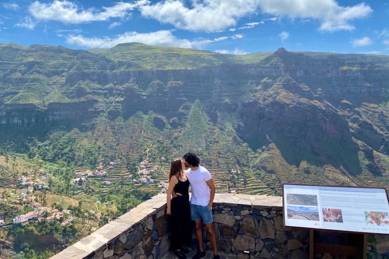 Von Los Cristianos aus: Ganztagesausflug zur Insel La Gomera