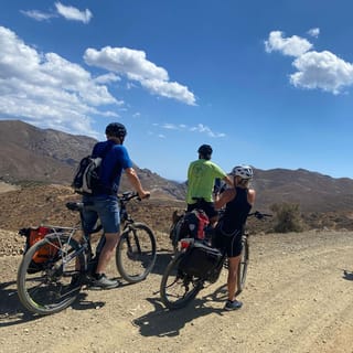 Crete: North Coast E-Bike Tour with Lunch and Wine