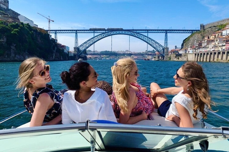 Porto: Douro River Boat Tour With Tasting Private tour